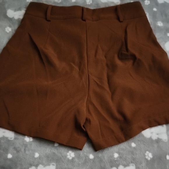 Cider Chestnut High-Waisted Shorts - Picture 5 of 5